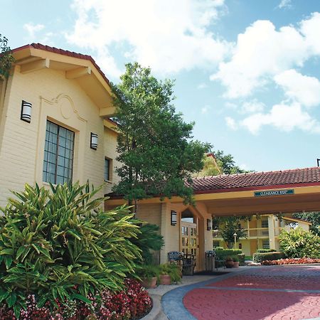 Baymont By Wyndham Houston La Porte Bagian luar foto